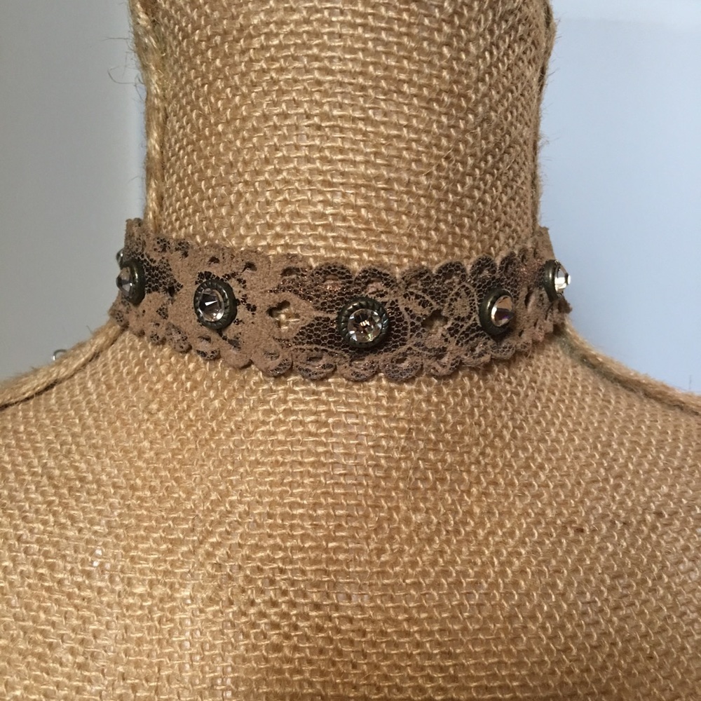 Distressed Choker